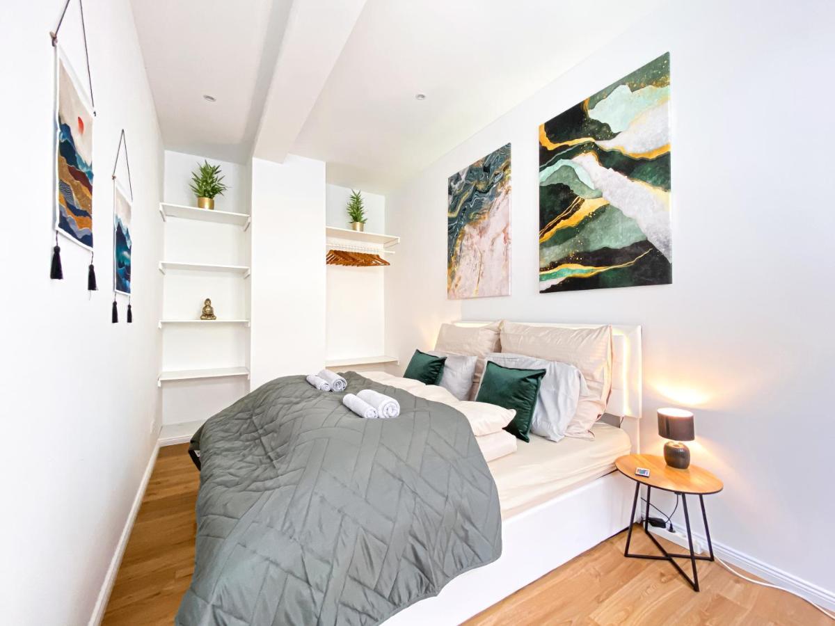 Apartment Freundliche Mit Regendusche, Kueche, Waschmaschine&trockner, Tv, Wlan *